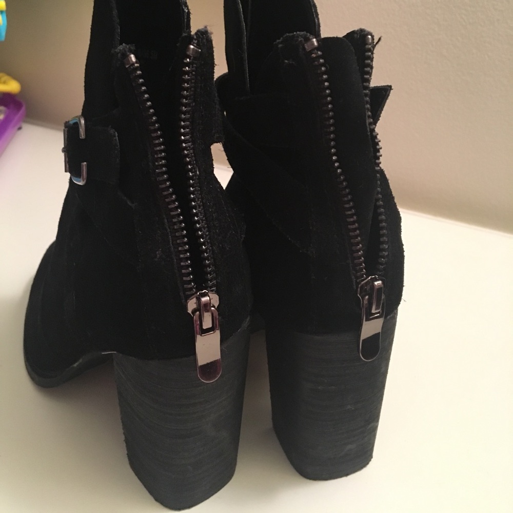Practically New Black Shade Booties - image 4